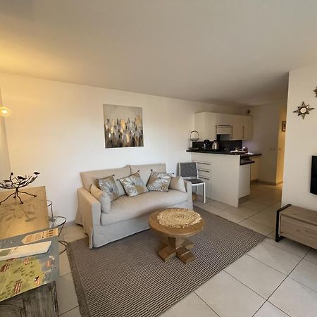 Frejus Plage Le Capitole T2 35M2 Climatise Balcon Exterior foto